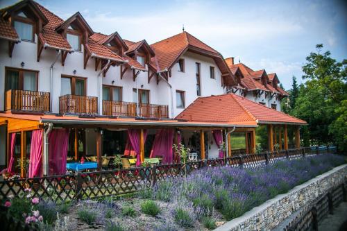 Budova, v ktorej sa ubytovanie bed & breakfast nachádza