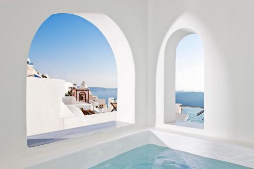 Piscina a Asteras Villas o a prop