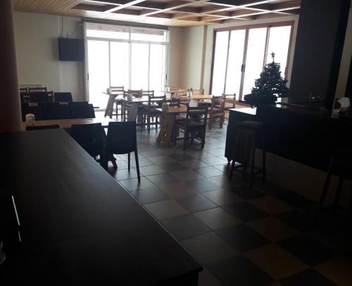 Restaurace v ubytování L'escale Du Mzaar