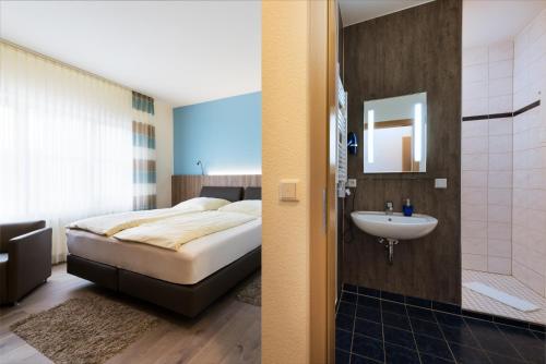Et badeværelse på Hotel & Gasthaus Nagel
