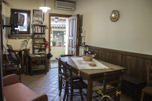 Ресторант или друго място за хранене в Angolo del Gelsomino