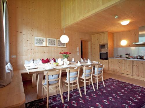 Η κουζίνα ή μικρή κουζίνα στο Apartment in Ramsau near Ski Bus & Sauna