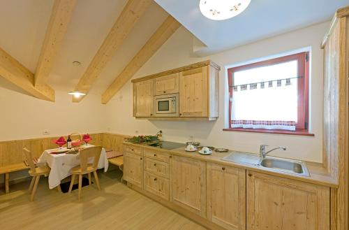 A kitchen or kitchenette at Cesa Melester