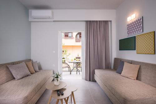 Imagen de la galería de IRINI STALOS Apartments, en Stalós