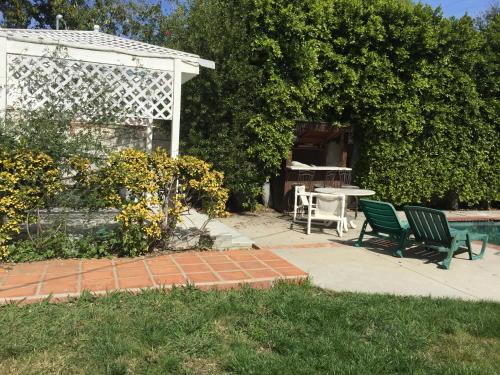 Lovely Studio with a pool – Photos 2