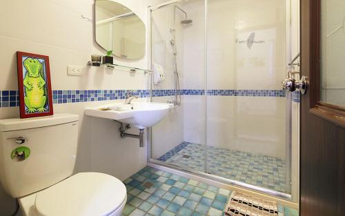 Koupelna v ubytování Redbean Guesthouse