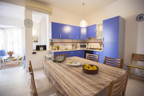 A kitchen or kitchenette at Grace's Place