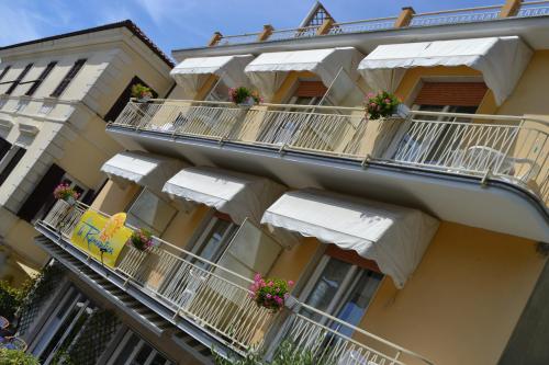 Foto dalla galleria di Hotel Eva La Romantica a Moneglia