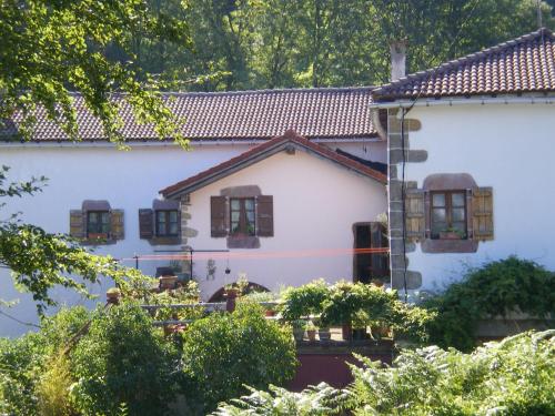 Κήπος έξω από το Hostal Venta San Blas