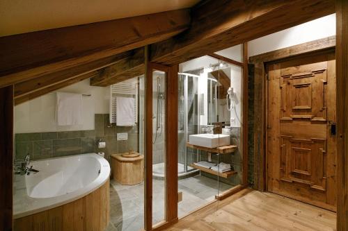 Imagen de la galería de Lifestyle & Spa Hotel Grächerhof, en Grächen