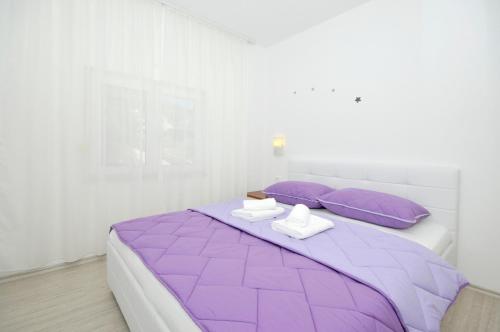 Apartment Mira