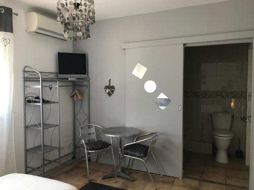 Koupelna v ubytování Chambre d'hôtes Costa Belle