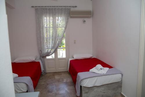 Gallery image of Bay's in Spetses
