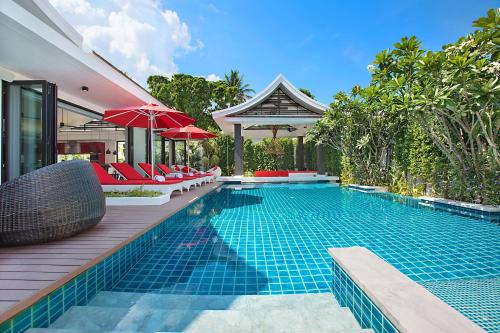 Villa Julia koh Samui beach with Cook and Majordome 내부 또는 인근 수영장