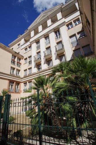 Castellane - 40 m2 avec balcon et parking