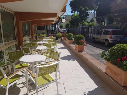 Зображення з фотогалереї помешкання Hotel Tre Assi у Ріміні