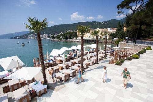 Apartments Villa Marid