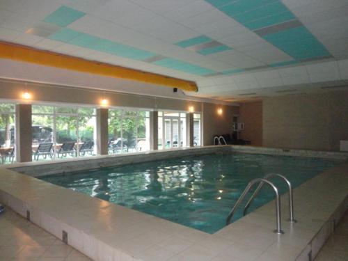 Bazén v ubytování Hotel Diana nebo v jeho okolí