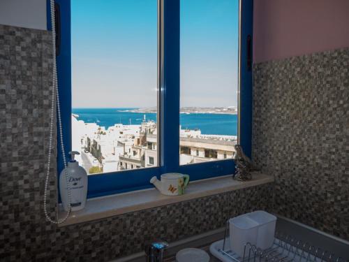 Foto dalla galleria di Seaview Luxury Penthouse a Għajnsielem