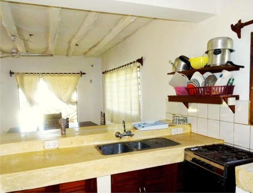 Gallery image of Doric Cottages Diani in Diani Beach