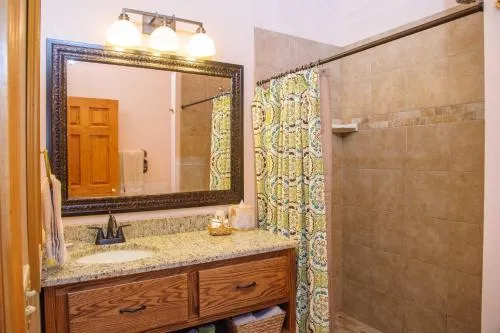 Berry Springs Lodge photo 13