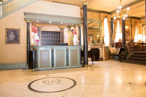 Hotel Majestic Image