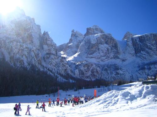Gallery image of Garnì Bel Air in Colfosco
