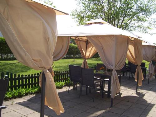 Φωτογραφία από το άλμπουμ του Hotel Zum Grünen Tor σε Hoppegarten