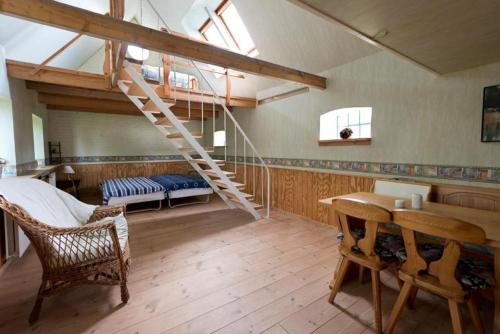 Postel nebo postele na pokoji v ubytování Moen Oekologisk Bed & Breakfast