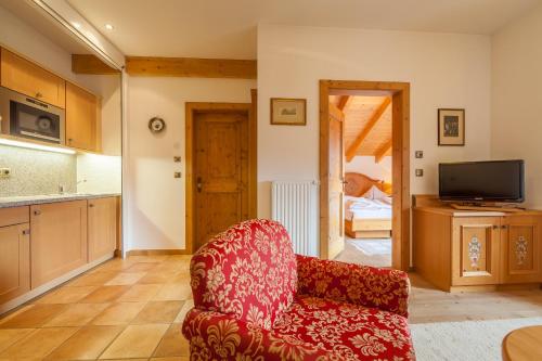 TV a/nebo společenská místnost v ubytování Hotel Hubertushof