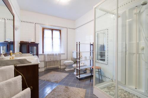 Gallery image of Tamerici Holiday Home by VacaVilla in San Miniato