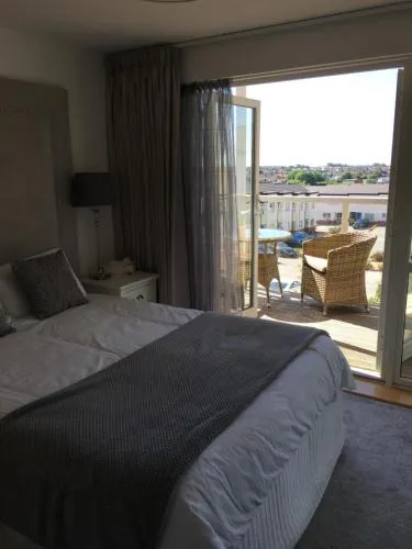 Cardiff luxury apartments photo 12