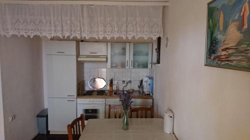 Cucina o angolo cottura di Apartmani Kocka