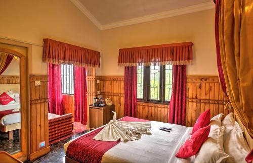 Postel nebo postele na pokoji v ubytování Pine Borough Inn