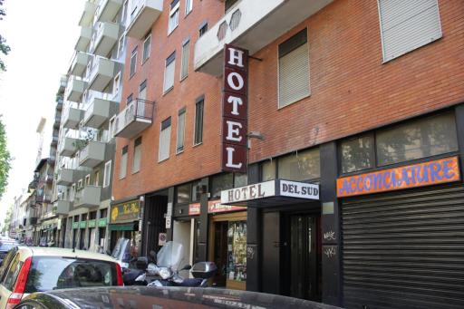 Hotel Del Sud - Housity