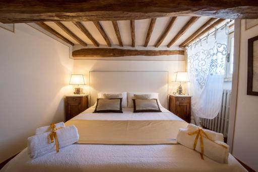 Appartmento in Via San Rufino - Housity