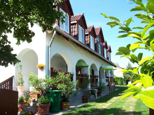 Haus Martha - Housity