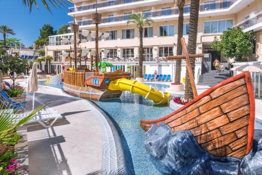 Hotel Oasis Park Splash - Housity