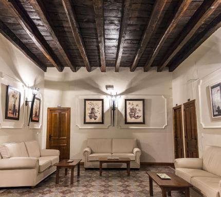 Hostal San Miguel - Housity