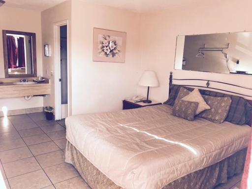 Stagecoach Motel - Housity