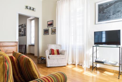 Via Rusconi 10 - byMyHomeinComo - Housity