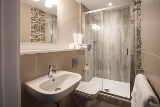 Brighton House - Housity