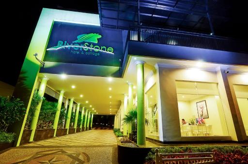 Riverstone Hotel & Cottage - Hizvo
