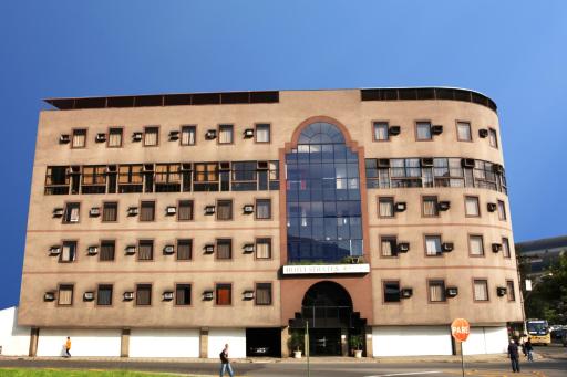 Stratus Vila Hotel - Housity