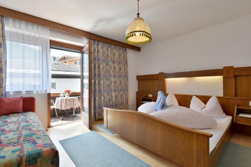 Ski-to-door Apartments Ellmau im Sternhof - Housity