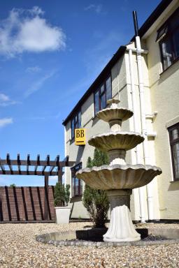 Clifton Bridge Hotel - Housity