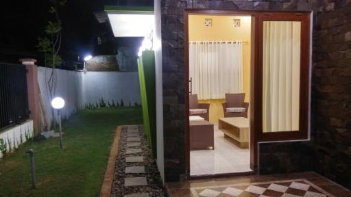 Tjunduk Djiwanta Family House - Housity