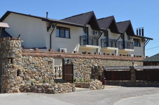 Hotel Villa - Housity