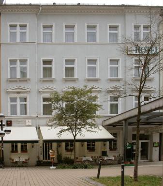 Hotel Sächsischer Hof - Housity