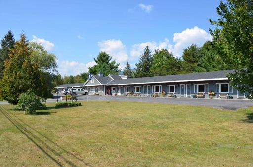Grand View Motel - Housity